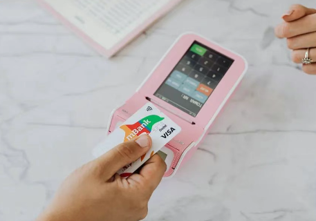 收款呗：同一商户集中交易或致封卡降额，如何规避风控？